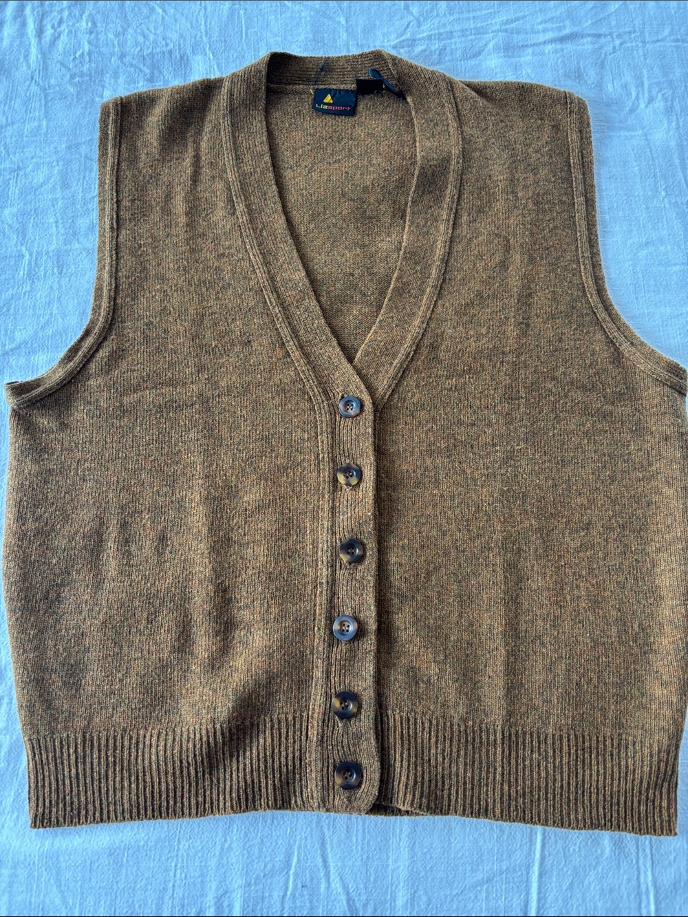 Vintage Liz Sport vest, button front, deep V, rust, lambswool, size M